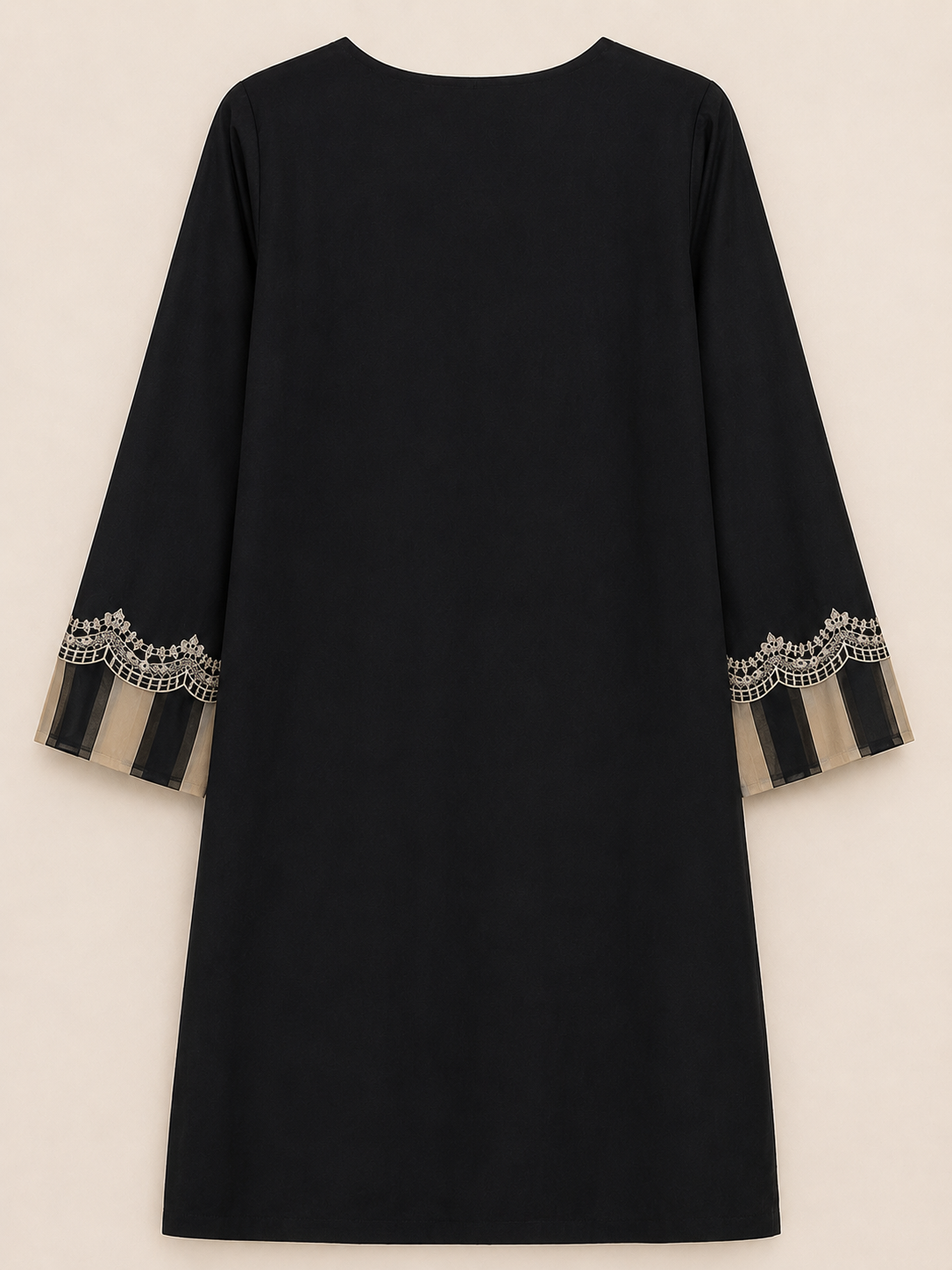 ZAROORI Classic Noir Cotton Embroidered Pakistani 3-Piece Suit – Antique Silver Thread Work with Embroidered Dupatta | Article No: ZR-118 ZAROORI